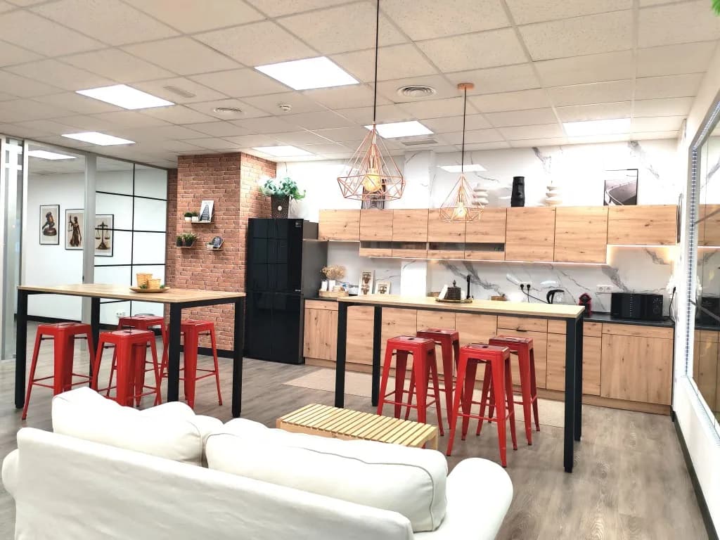 Cocina comunal Nexus Business Center